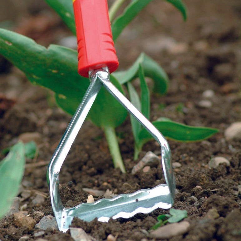 Weeding Tools - BlueStone Garden -  Push Pull Weeder - RFM